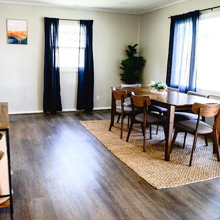 Urban Cottage: Homey & Convenient ฮันติงตัน ภายนอก รูปภาพ